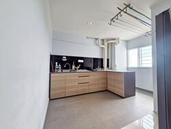 Blk 559 Jurong West Street 42 (Jurong West), HDB Executive #576802211